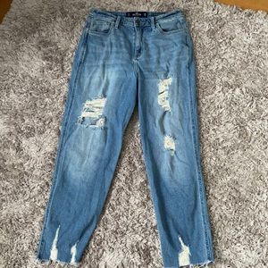 hollister ultra high rise mom jeans
